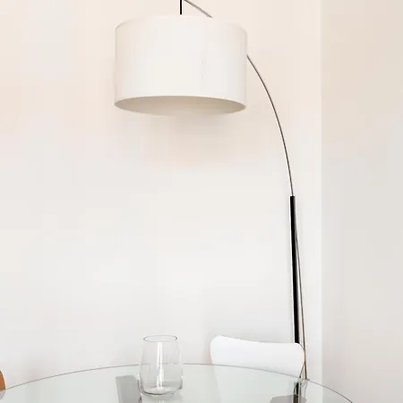 Lägenhet Elegante Bilocale In Zona Tortona Milano
