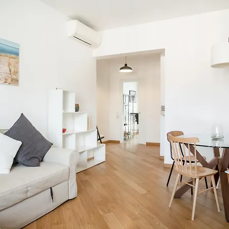 Elegante Bilocale In Zona Tortona Apartman *